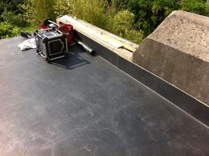 Remplacement d'une membrane EPDM en toiture terrasse